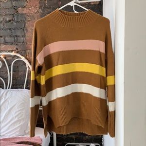 Multicolored soft sweater!